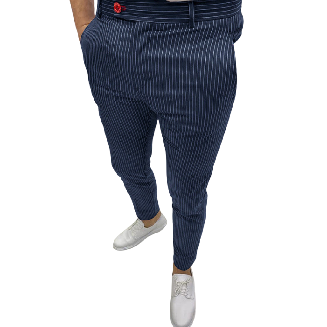 Pantalones informales de corte ajustado