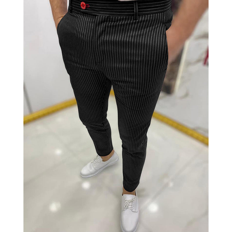 Pantalones informales de corte ajustado