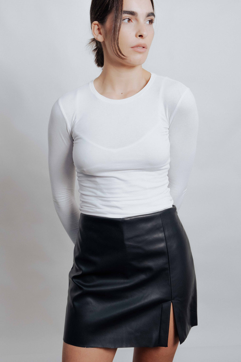 MINI FALDA PANTALÓN EFECTO PIEL